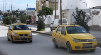 فوزي الخبوشي: “سائق التاكسي ليس من مهامه مراقبة التراخيص والأجدر بالداخلية تنظيم العملية قبل الدخول في الحجر الشامل.. ” [تسجيل]