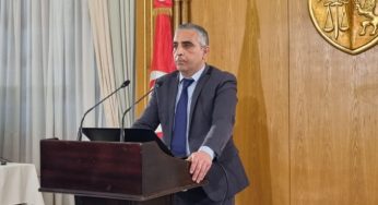 حسام الدين التواتي: “باستثناء الزيت النباتي.. كل المواد في الأسواق متوفرة بشكل عادي” [فيديو]