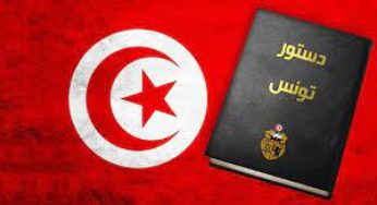 سليانة: متطوّعون مناصرون لمشروع الدستور ينظّمون حملة دعائية وسط المدينة