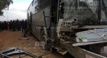 جندوبة: إصطدام حافلة نقل مدرسي بسيارة نقل ريفي يسفر عن 3 اصابات (صور)