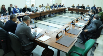 لجنتا التشريع العام والنظام الداخلي تصادقان على مشروع القانون المتعلّق بتطبيق الأنظمة الخاصة المتعلقة برئيس الغرفة الأولى وأعضائه على رئيس الغرفة الثانية وأعضائه